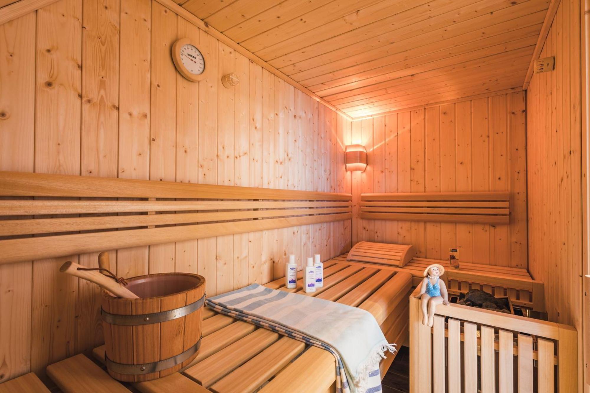 Haus Pinguin Villa Zingst Eksteriør bilde